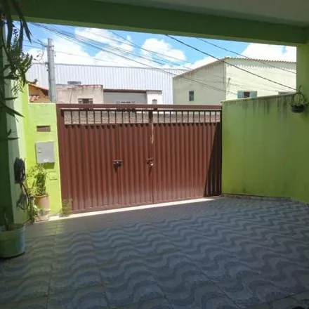 Buy this 3 bed house on Rua Jacarandá in Sede, Contagem - MG