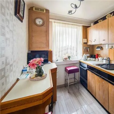 Image 4 - Offenbach House, Mace Street, London, E2 0RB, United Kingdom - Apartment for sale