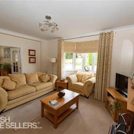 Image 7 - Beeches, 1-7 Beech Close, Kettering, NN14 2XQ, United Kingdom - House for sale