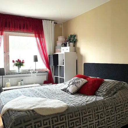 Rent this 1 bed apartment on Rökullagatan 12B in 254 58 Helsingborg, Sweden