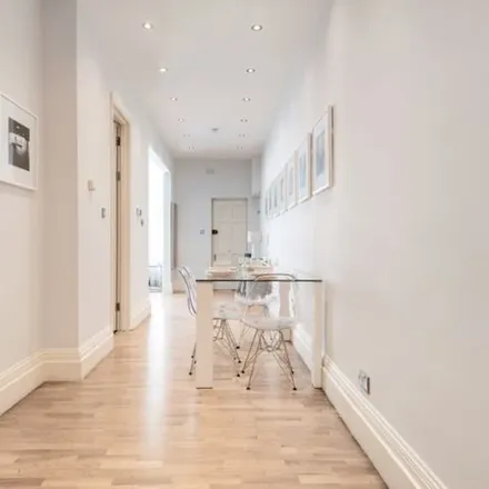 Image 5 - 19 Nevern Road, London, SW5 9PQ, United Kingdom - Apartment for rent