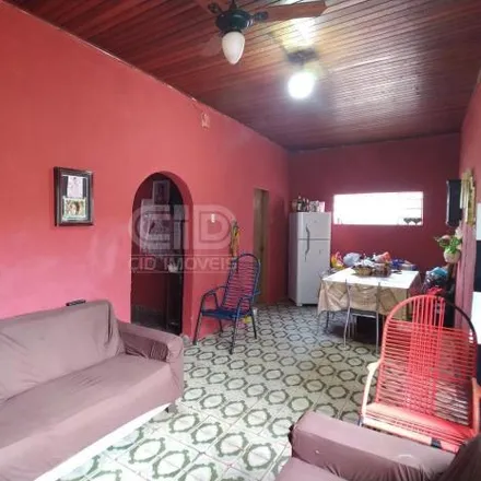 Buy this 3 bed house on Rua Rio Pindaival 21 in Grande Terceiro, Cuiabá - MT