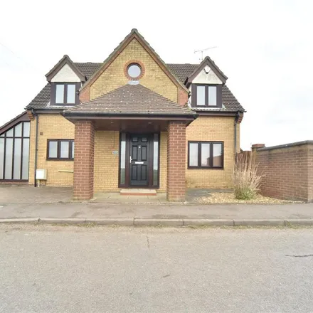 Rent this 4 bed house on Ten Mile Bank in Black Horse Drove, CB6 1EE