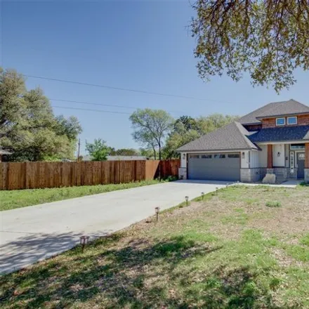 Buy this 3 bed house on 5101 San Marcos Court in Hood County, TX 76048