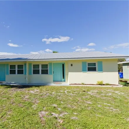 Image 2 - 2345 De Soto Avenue, Vero Beach, FL 32960, USA - Townhouse for rent