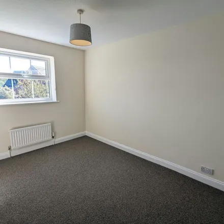 Rent this 4 bed apartment on Gunnell Close in Kettering, NN15 7DJ