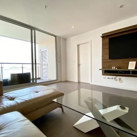 Rent this 3 bed apartment on Bellini IV in 3 Callejón 11 NE, 090306