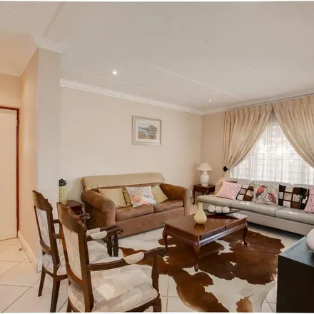 Image 2 - Lyncon Road, Carlswald, Midrand, 1684, South Africa - Apartment for rent