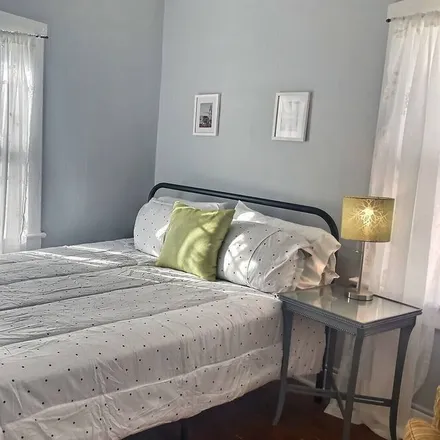 Rent this 1 bed apartment on Louisville