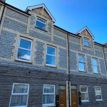 Rent this 2 bed apartment on Main Street in Barry, CF63 2HN