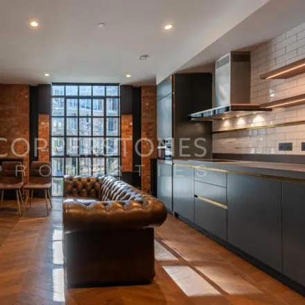 Image 4 - Scott House, 23 Circus Road West, Nine Elms, London, SW11 8EY, United Kingdom - Apartment for rent
