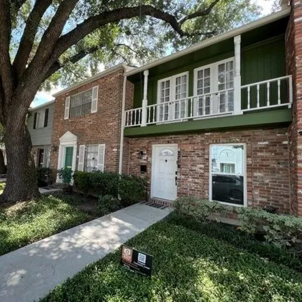 Buy this 2 bed house on unnamed road in Houston, TX 77057
