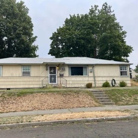Buy this 3 bed house on 1211 South Pittsburg Street in Spokane, WA 99202