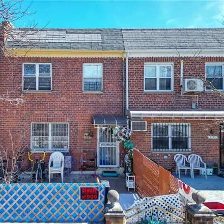 Image 3 - 2173 Brown Street, New York, NY 11229, USA - Duplex for sale