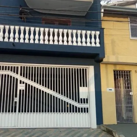 Buy this 2 bed house on Rua Balaclava in Jardim Santo Alberto, Santo André - SP