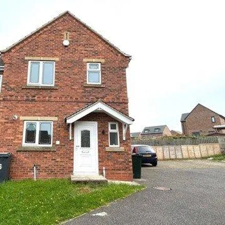 Rent this 3 bed duplex on Thornwood Close in Thurnscoe, S63 0PF