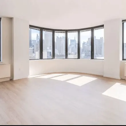 Rent this 2 bed apartment on The Westport in 500 West 56th Street, New York