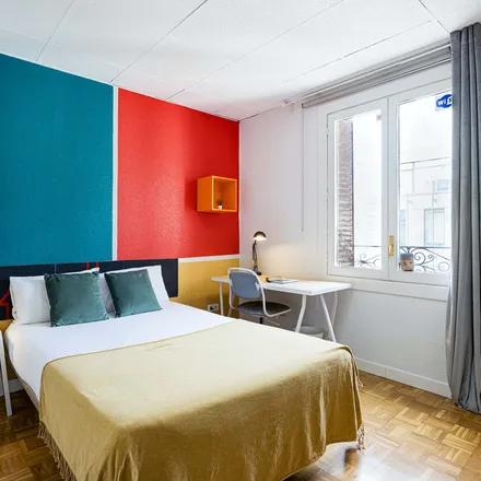 Rent this 1 bed room on Calle de Alberto Aguilera in 70, 28015 Madrid