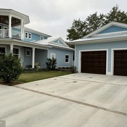 Buy this 3 bed house on 1000 Southeast Riverside Drive in Stuart, FL 34996
