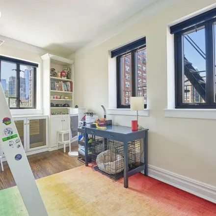 Rent this 3 bed apartment on 1 Charlton Street in New York, NY 10014