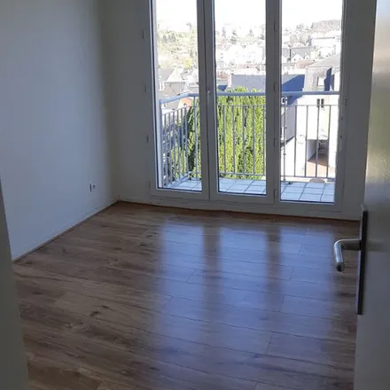 Rent this 2 bed apartment on 2 Place du Général de Gaulle in 27000 Évreux, France
