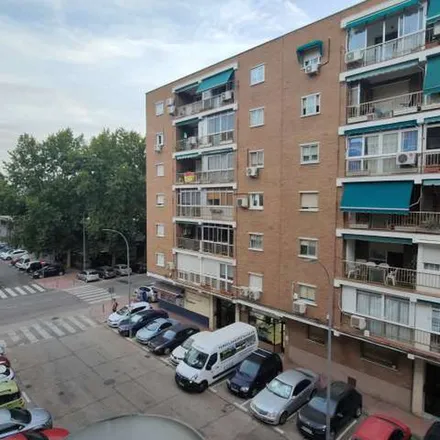 Image 3 - Paseo de la Alameda, 17, 28804 Alcalá de Henares, Spain - Apartment for rent