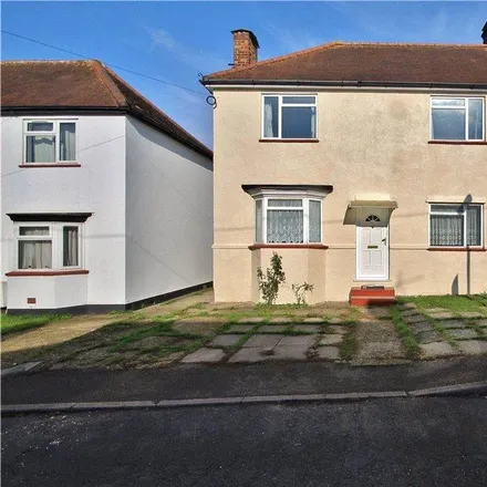 Rent this 4 bed duplex on 1 Ely Place in Fairlands, GU2 9TD