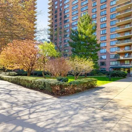 Image 9 - 392 Central Park West, New York, NY 10025, USA - Condo for sale