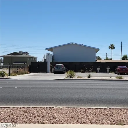 Rent this studio house on 233 South 13th Street in Las Vegas, NV 89101