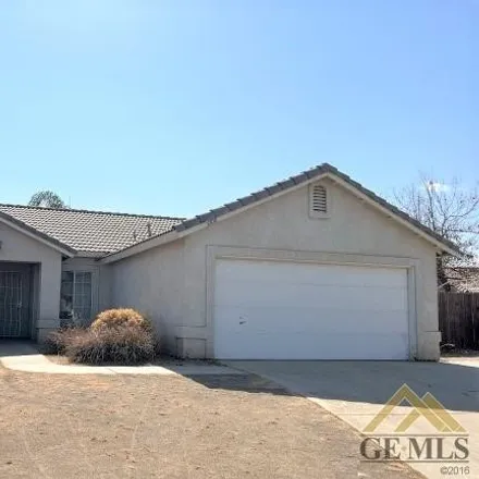 Buy this 3 bed house on 7210 Pecan Court in Bakersfield, CA 93313