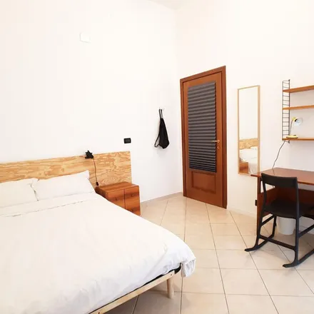 Image 2 - Via Alessandria, 15, 10152 Turin Torino, Italy - Apartment for rent