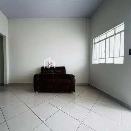 Rent this 2 bed house on Rua Petróleo in Monção, Taubaté - SP