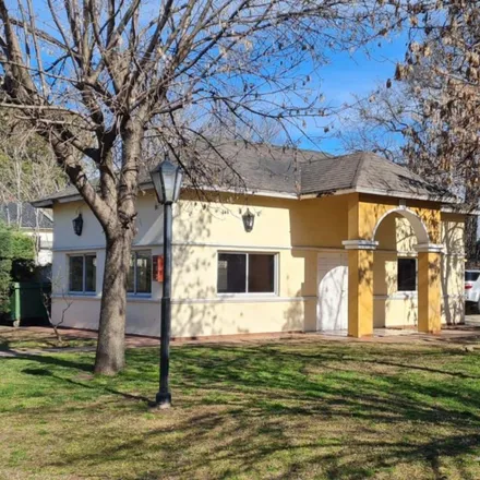 Buy this studio house on Bernardino Rivadavia 988 in Moreno Centro norte, Moreno