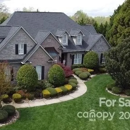 Buy this 6 bed house on 10614 Glen Eden Court in Charlotte, NC 28227