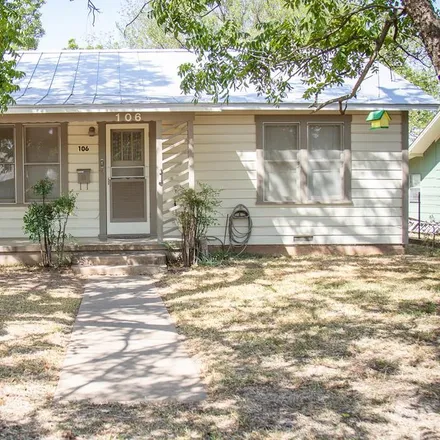 Buy this 3 bed house on 106 West Burbank Street in Fredericksburg, TX 78624