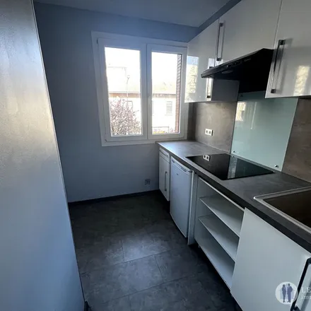 Rent this 1 bed apartment on 11 Rue Eugène Sue in 38100 Grenoble, France