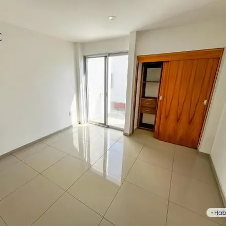 Buy this 2 bed apartment on Avenida Doctor Roberto Michel in Las Nueve Esquinas, 44450 Guadalajara