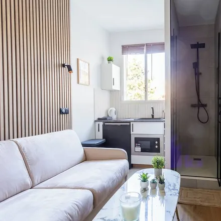 Rent this studio apartment on 92200 Neuilly-sur-Seine