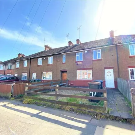 Rent this 4 bed duplex on 47 Gerard Avenue in Coventry, CV4 8GA