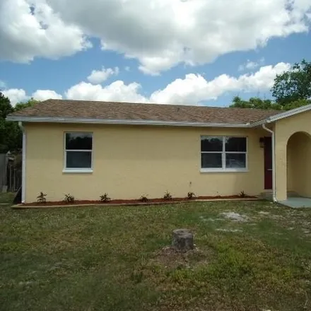 Buy this 3 bed house on 1154 Waterview Boulevard West in Polk County, FL 33801