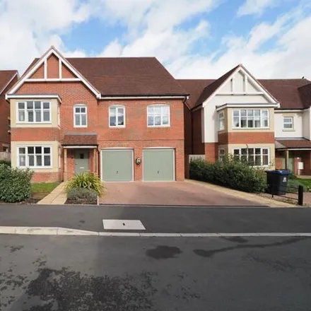 Buy this 5 bed house on Windmill Lane in Mansfield Woodhouse, NG18 2AP