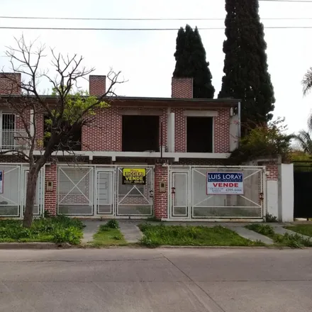 Buy this 2 bed duplex on Jorge de Kay 2046 in B1852 FZB Burzaco, Argentina
