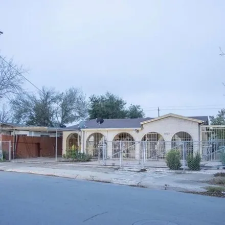 Buy this 3 bed house on 2971 La Villita Street in Brownsville, TX 78521