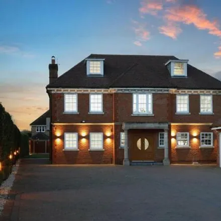 Buy this 6 bed house on Scott Close in Farnham Common, SL2 3HT