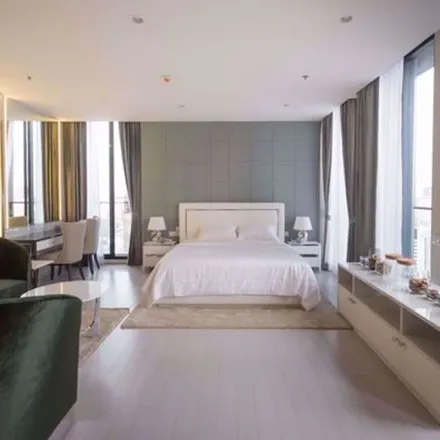 Rent this 3 bed apartment on Phloen Chit Road in Lang Suan, Pathum Wan District