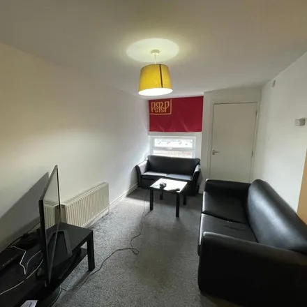 Rent this 4 bed apartment on Co-op Food in 198 Crookes, Sheffield