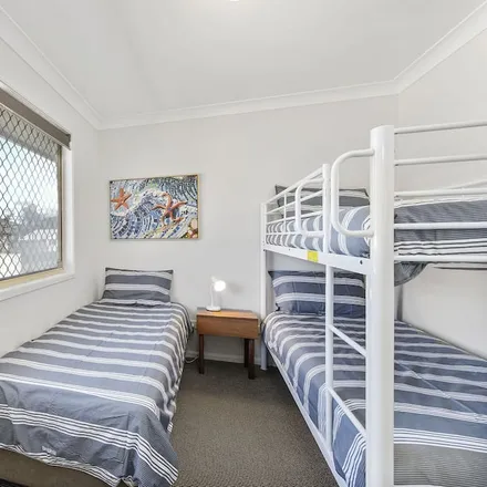 Rent this 3 bed townhouse on Crescent Head NSW 2440