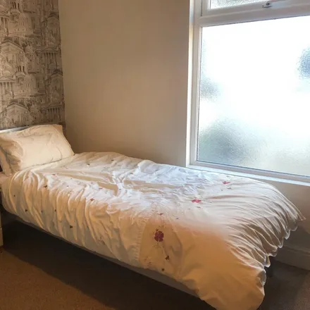 Rent this 1 bed room on 90 Manchester Road in Fairfield, Warrington