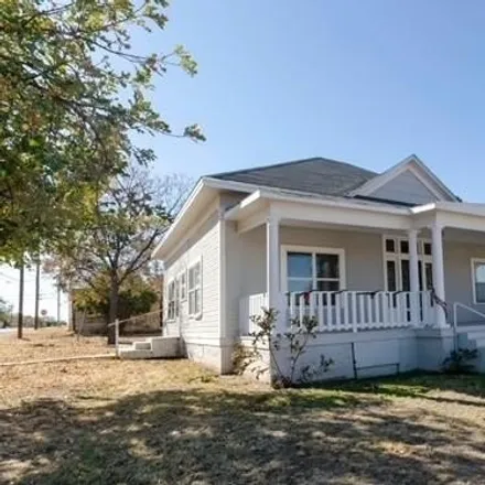 Buy this 3 bed house on 301 W Avenue A Apt A in San Angelo, Texas