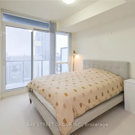 Image 8 - Milan Condominiums, 825 Church Street, Old Toronto, ON M4W 2J2, Canada - Apartment for rent